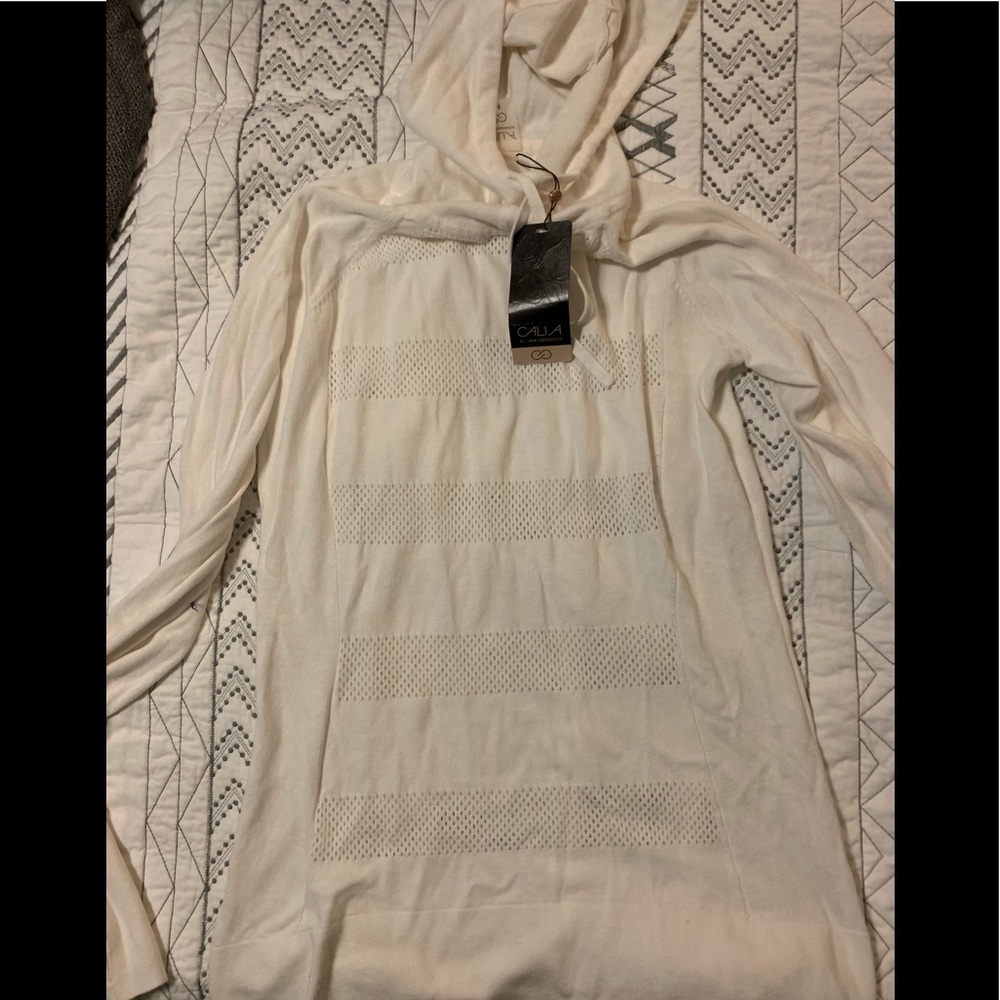 CAlia hooded sweater